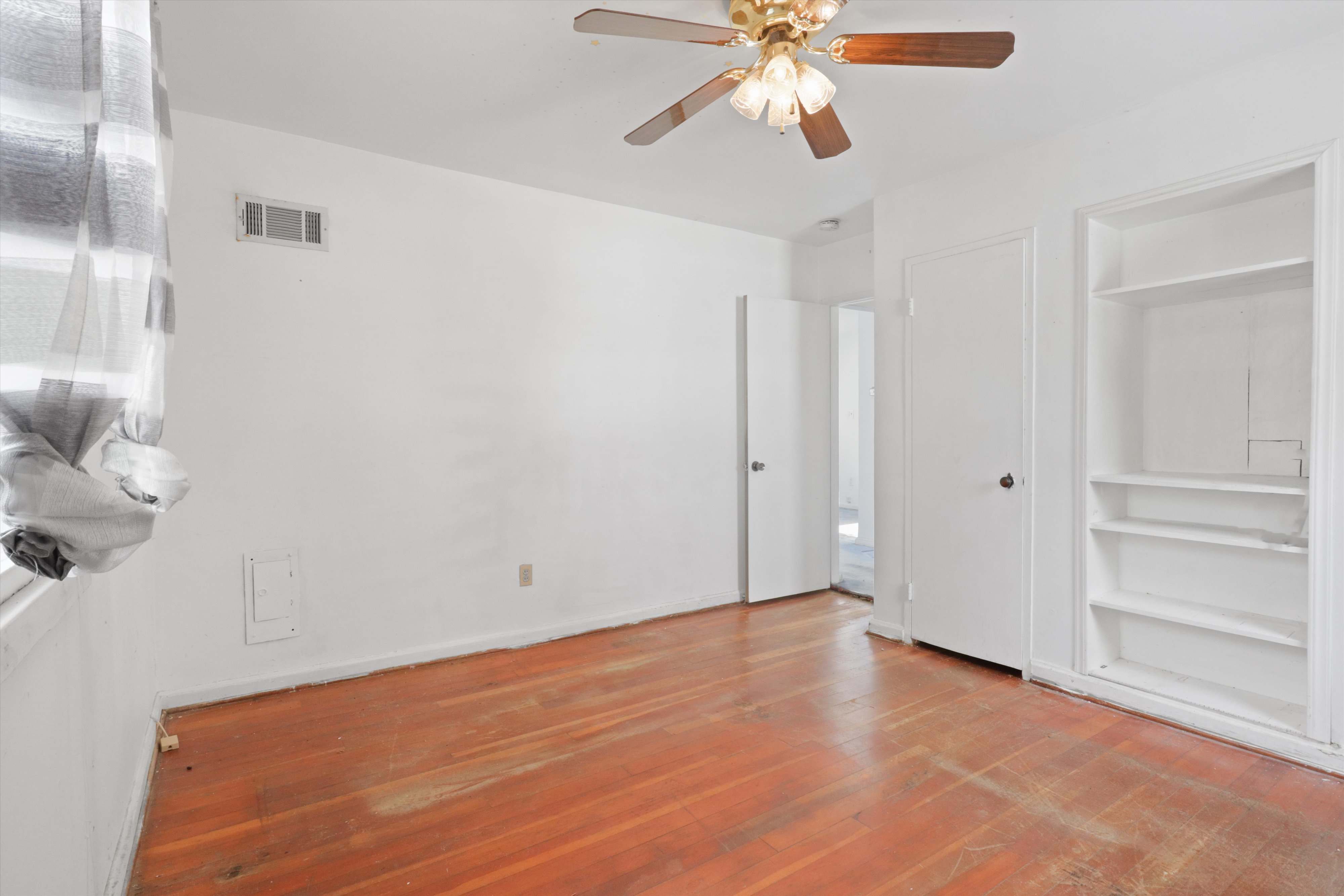 3400 Elmwood Drive, Alexandria, VA 22303