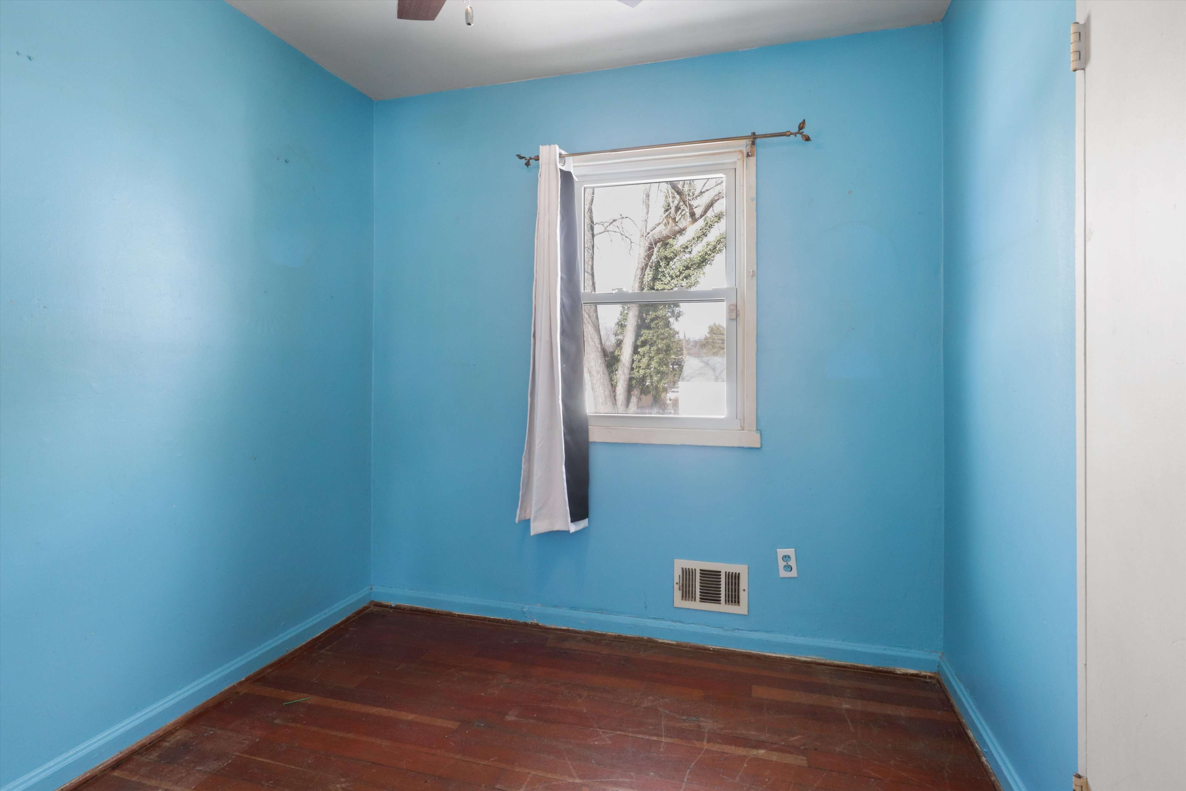 3400 Elmwood Drive, Alexandria, VA 22303