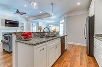 227 Madison Place Drive, Ocean Springs, MS 39564