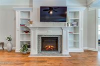 227 Madison Place Drive, Ocean Springs, MS 39564