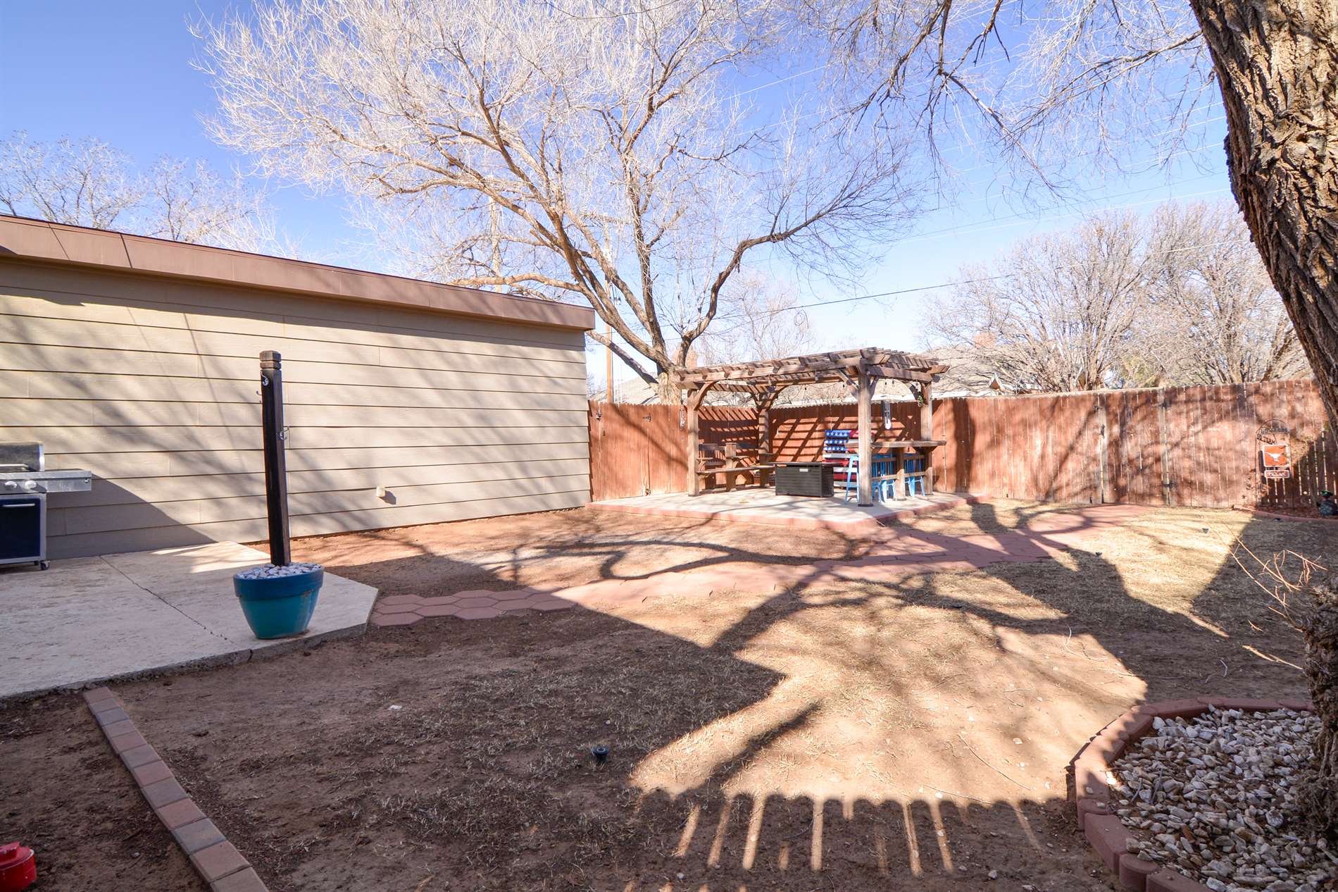 5220 25th St, Lubbock, TX 79407