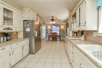 5220 25th St, Lubbock, TX 79407