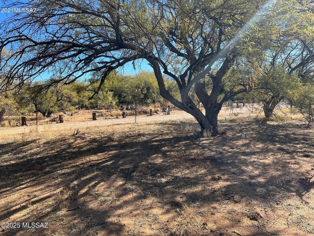 1111 West Hawk Way, Amado, AZ 85645