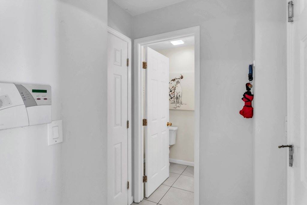 585 Sheridan St, Chicopee, MA 01020