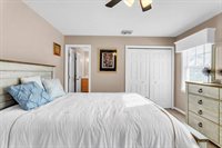 585 Sheridan St, Chicopee, MA 01020