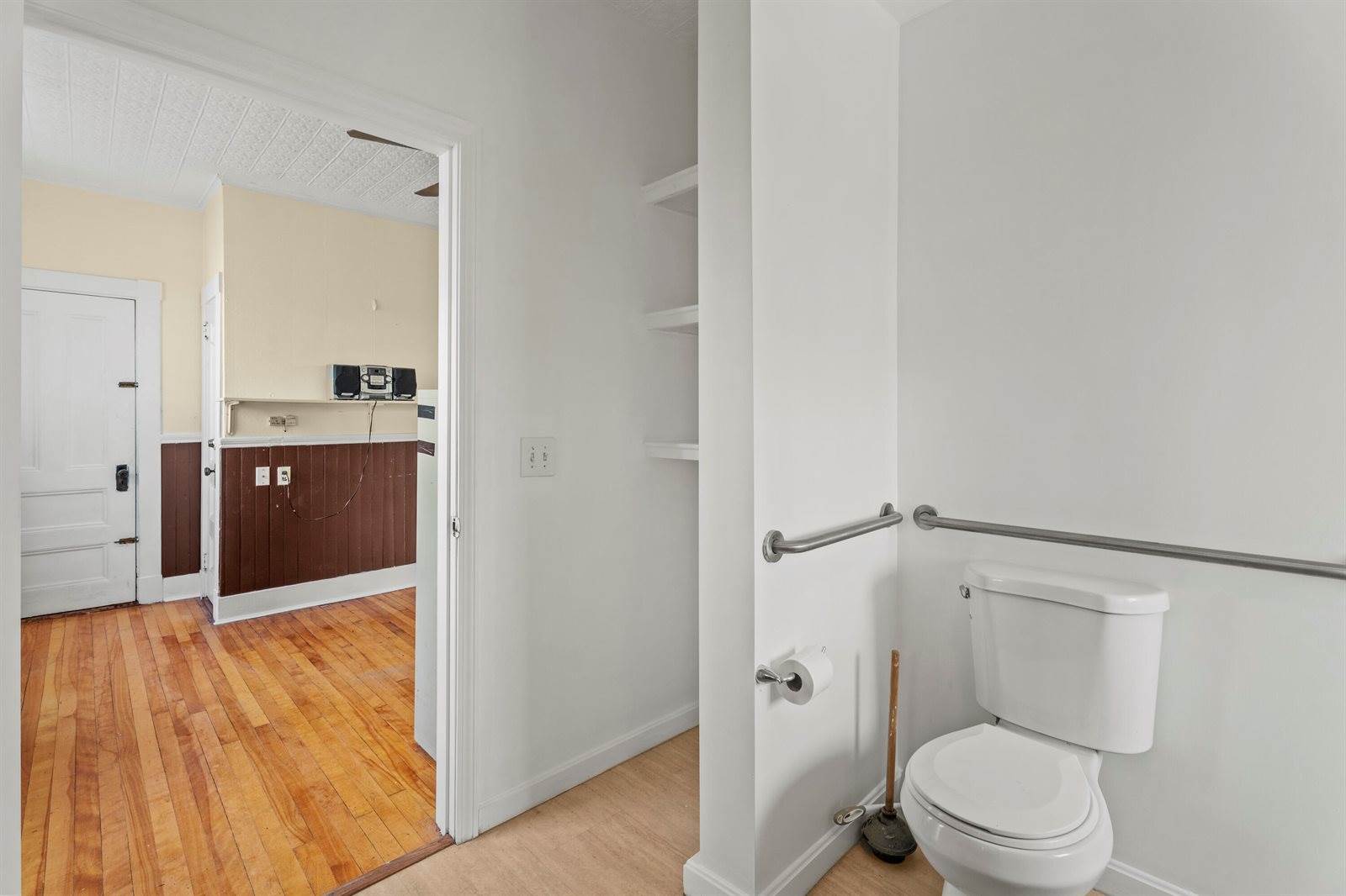 44 Center Street, Bangor, ME 04401