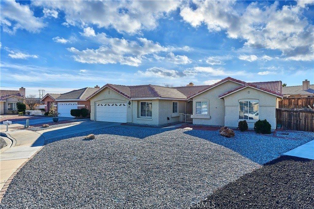 12426 Del Amo Way, Victorville, CA 92392