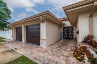 2790 Pinellas Point Drive S, St Petersburg, FL 33712