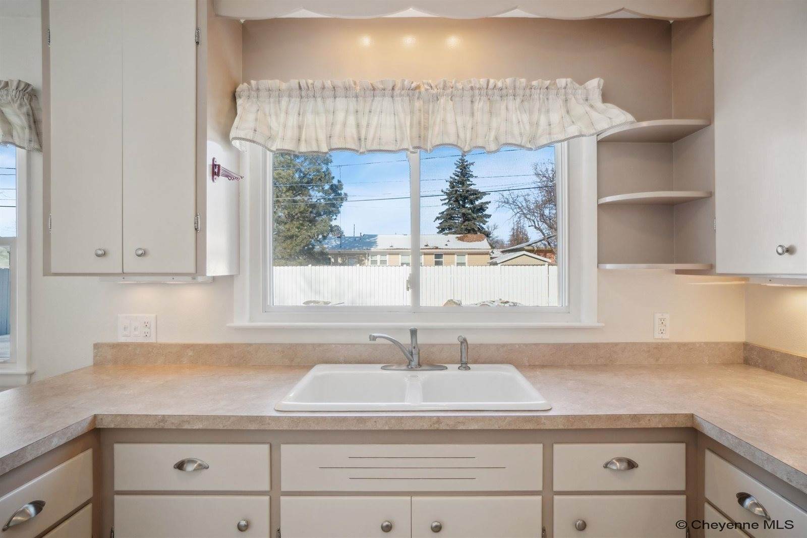 3228 Boxelder Dr, Cheyenne, WY 82001