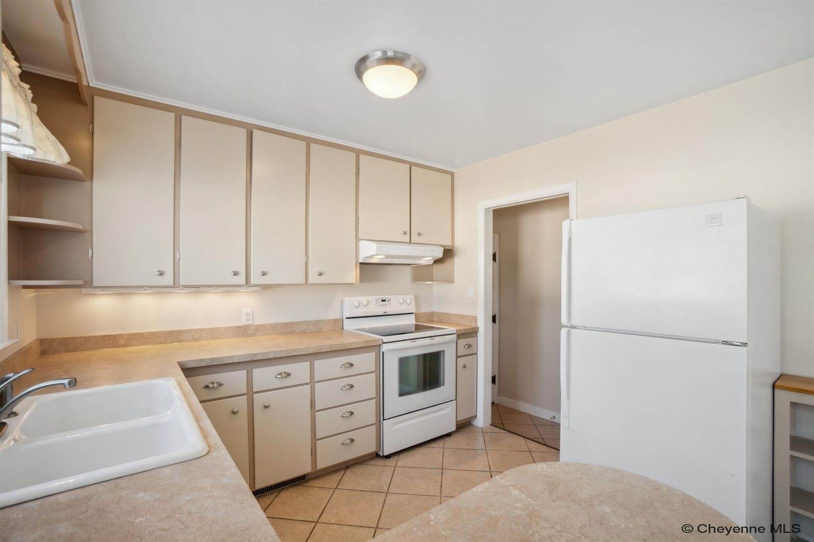 3228 Boxelder Dr, Cheyenne, WY 82001