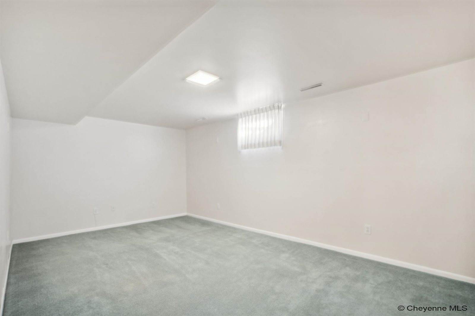 3228 Boxelder Dr, Cheyenne, WY 82001