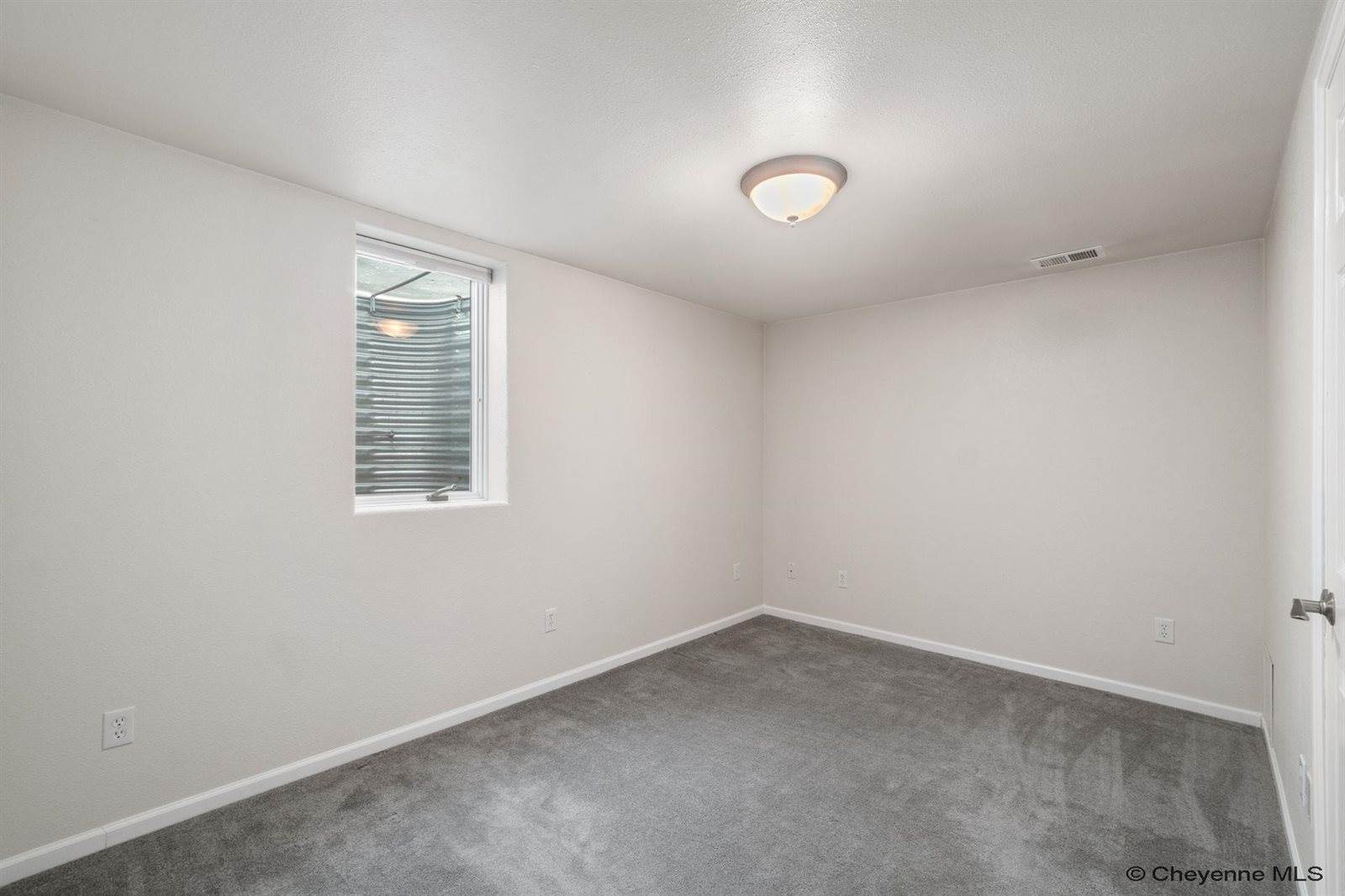 3228 Boxelder Dr, Cheyenne, WY 82001