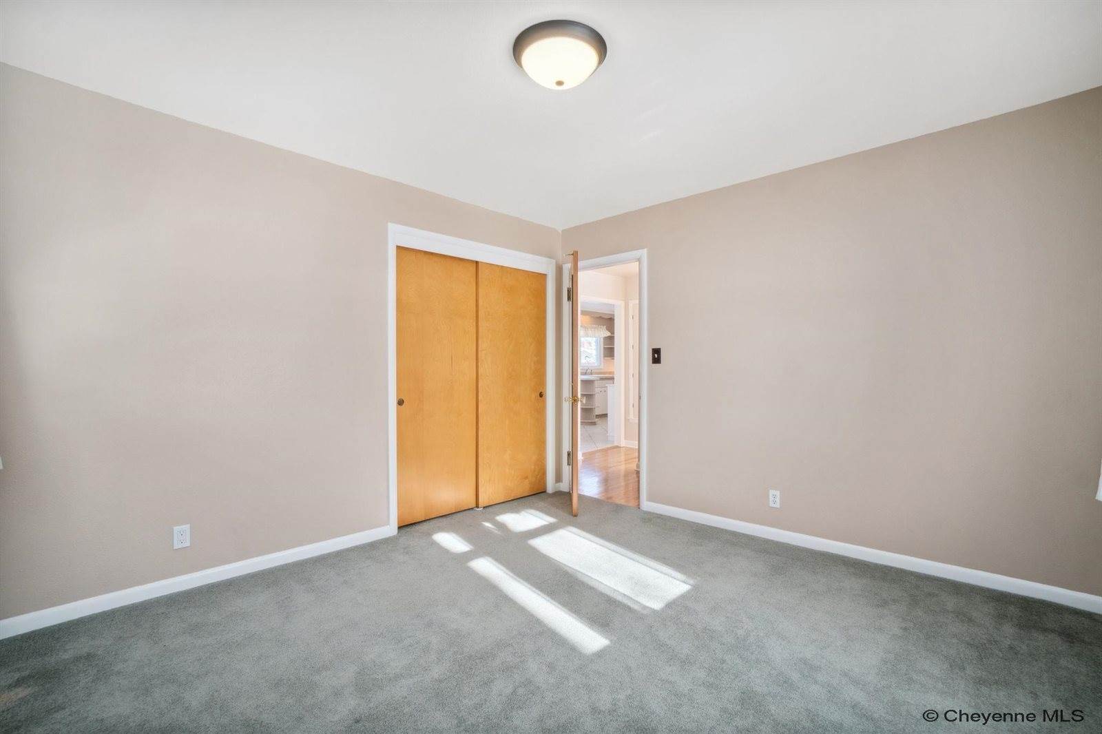 3228 Boxelder Dr, Cheyenne, WY 82001