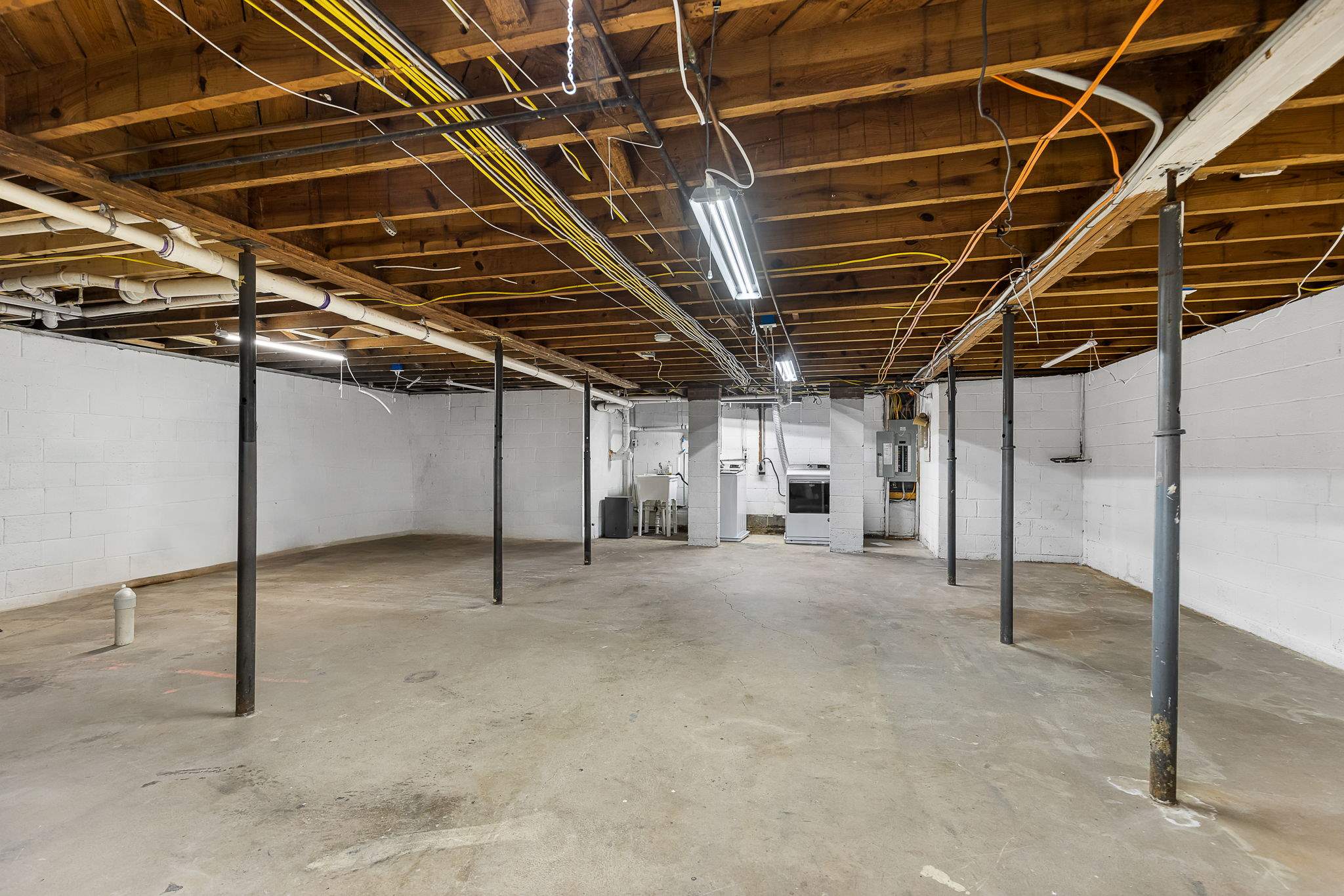 6321 Nordix Dr, Warrenton, VA 20187