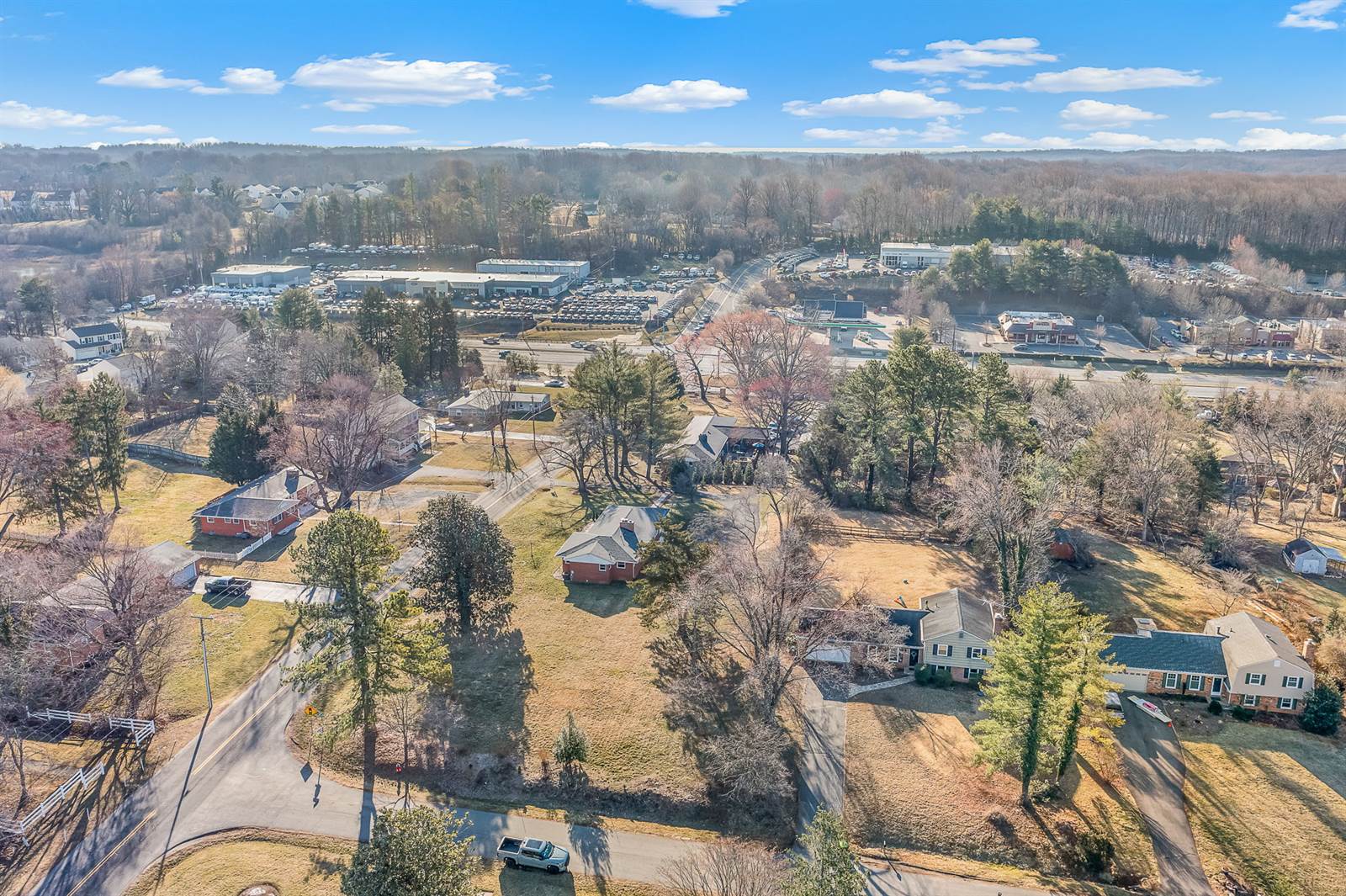 6321 Nordix Dr, Warrenton, VA 20187