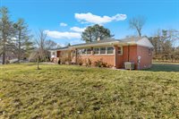 6321 Nordix Dr, Warrenton, VA 20187