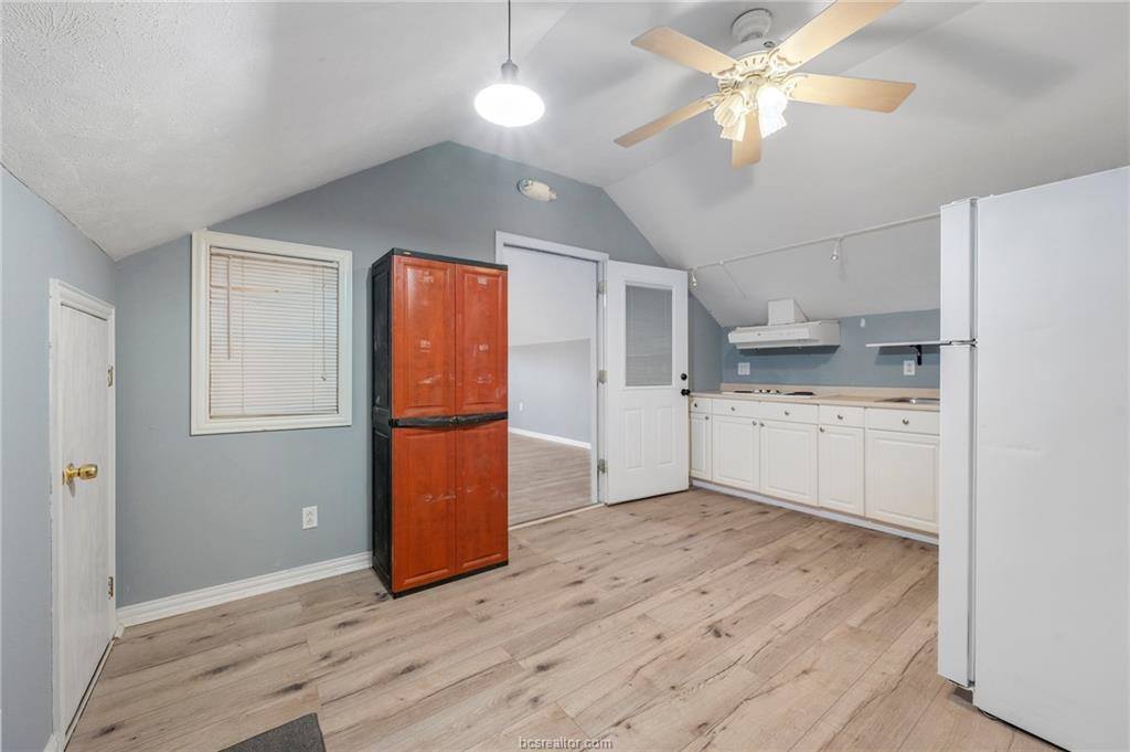 1202 Glenhaven Drive, College Station, TX 77840