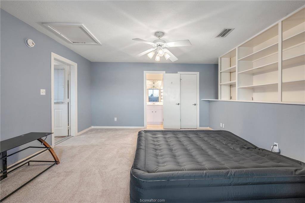 1202 Glenhaven Drive, College Station, TX 77840