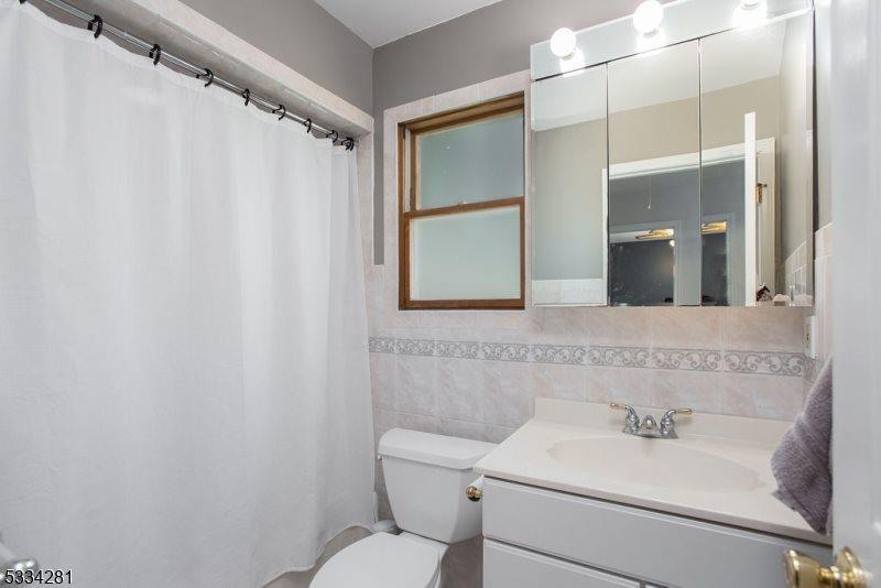 20 Ramapo Rd, Cranford Township, NJ 07016