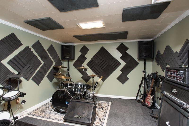 20 Ramapo Rd, Cranford Township, NJ 07016