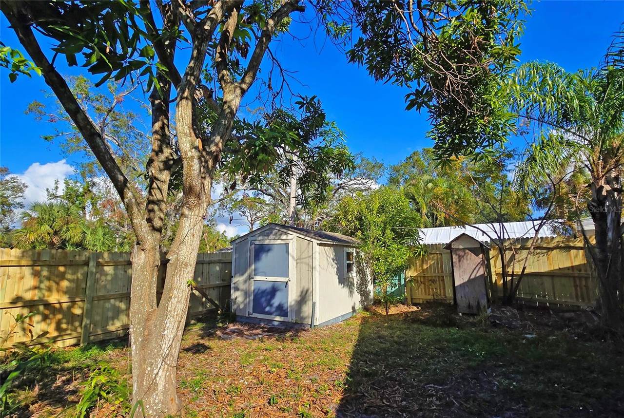 3826 Rilma Avenue, Sarasota, FL 34234