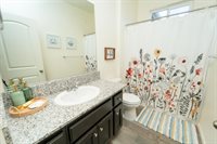 3219 Manchester Street, Tulare, CA 93277