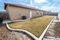 3219 Manchester Street, Tulare, CA 93277