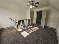 602 N 13 1/2 Street, Terre Haute, IN 47807