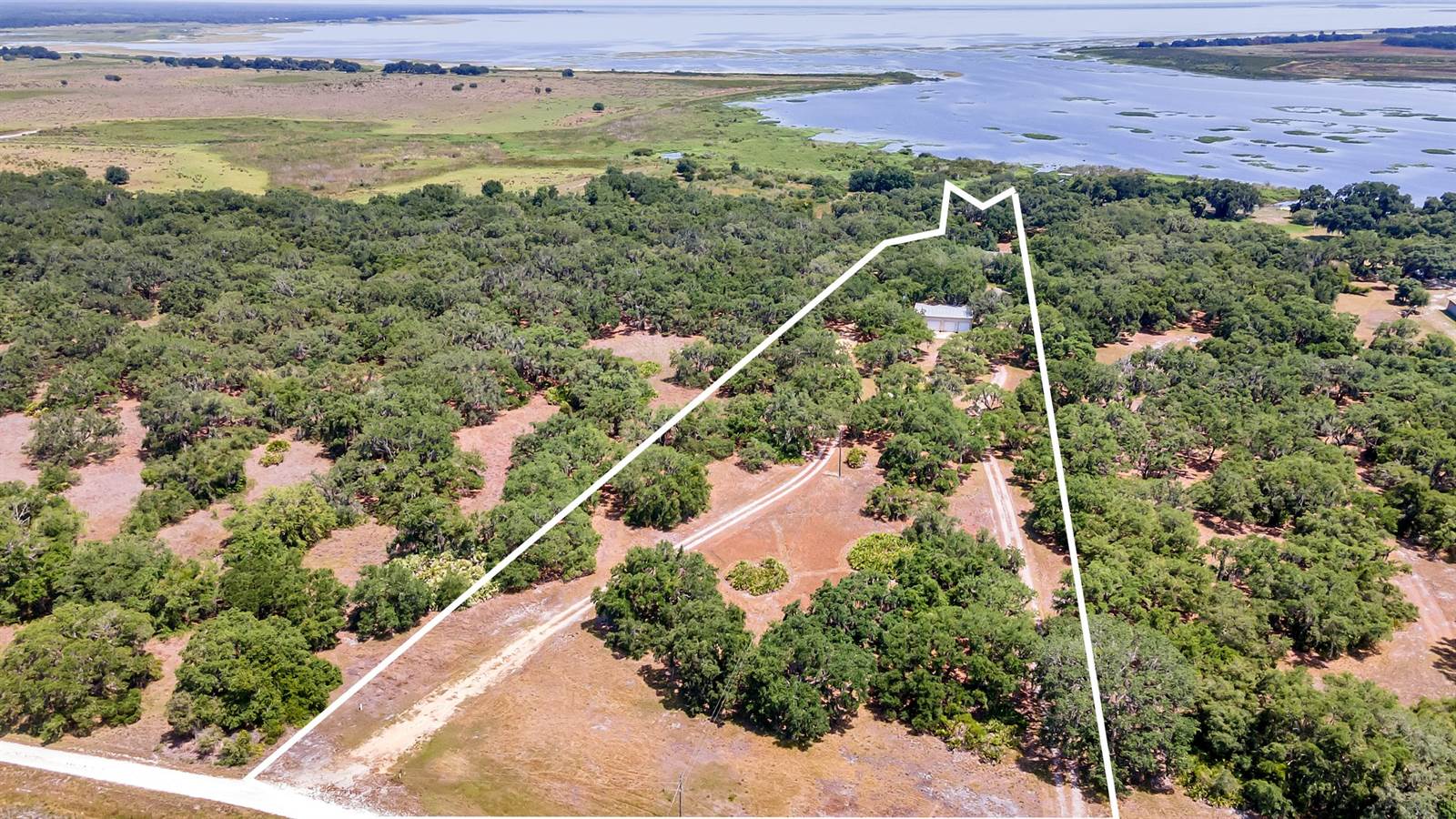 21113 Kissimmee Shores Road, Lake Wales, FL 33898