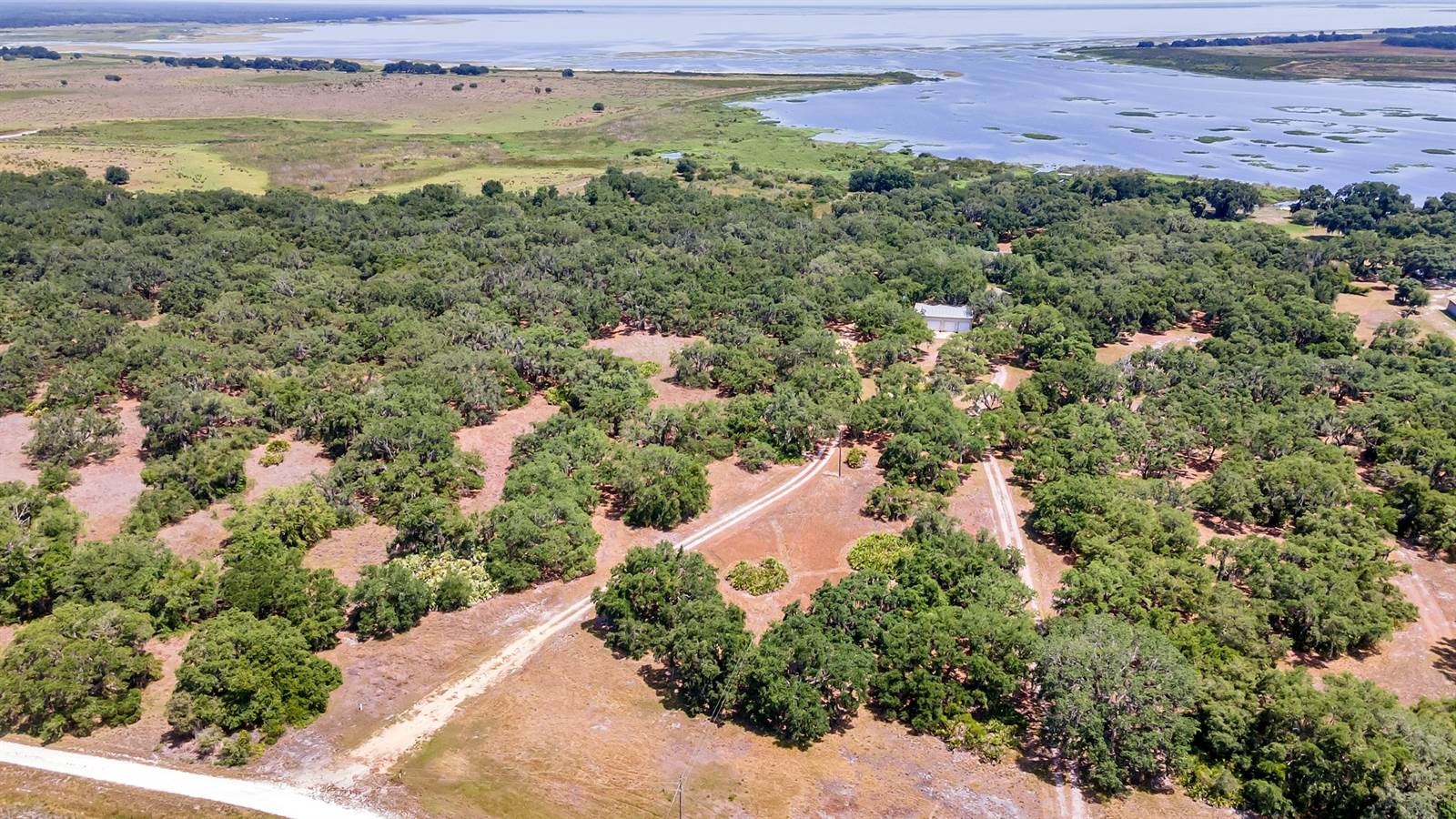 21113 Kissimmee Shores Road, Lake Wales, FL 33898