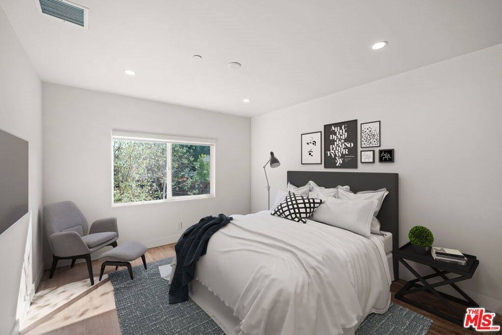 1312 Western Ave, Glendale, CA 91201