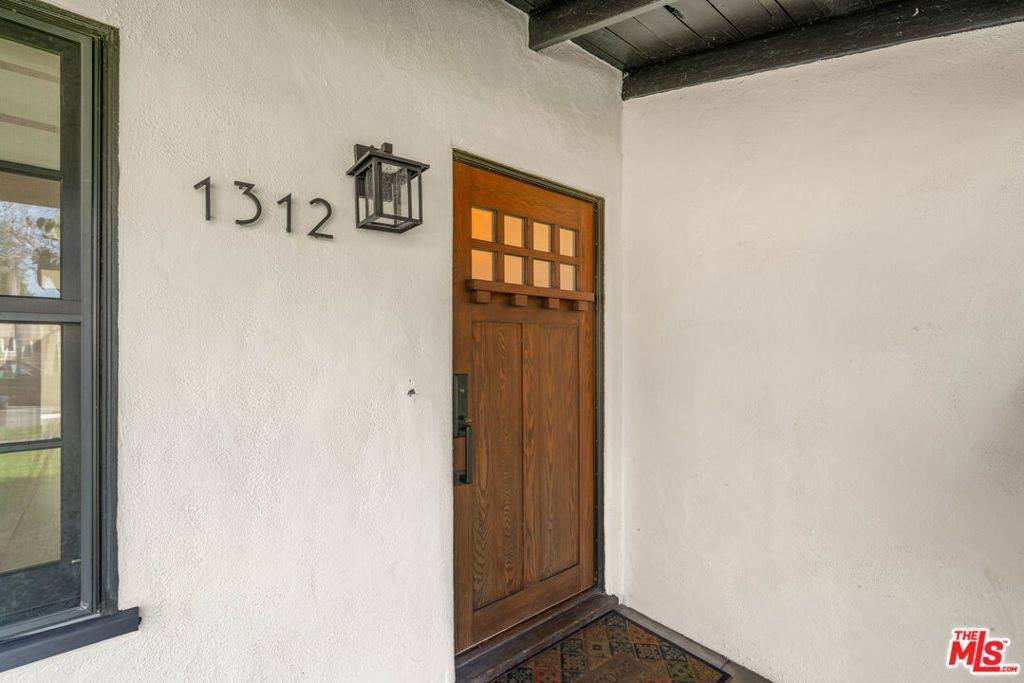 1312 Western Ave, Glendale, CA 91201