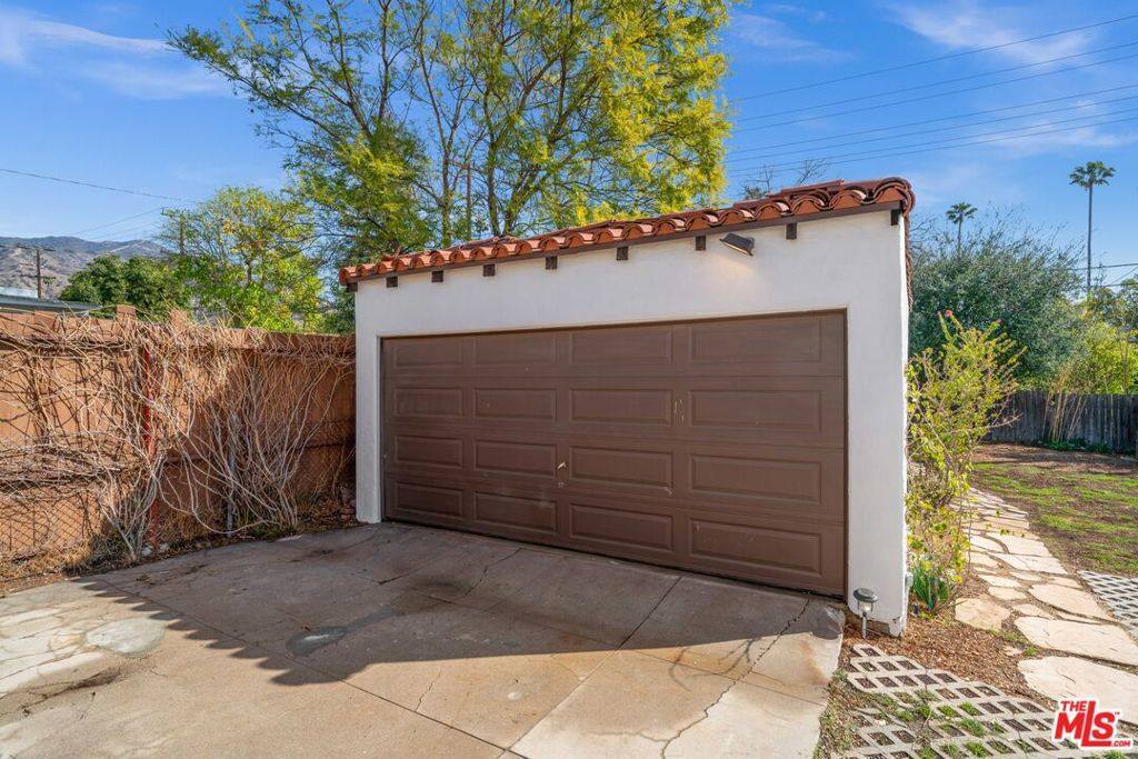 1312 Western Ave, Glendale, CA 91201