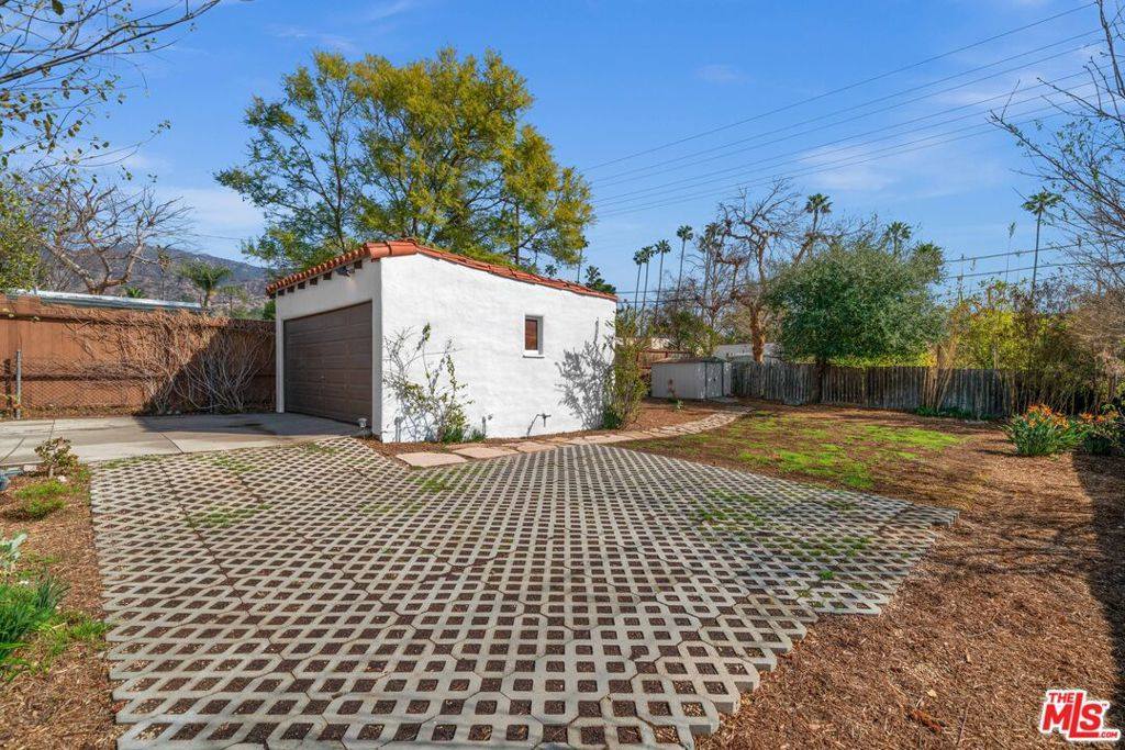 1312 Western Ave, Glendale, CA 91201