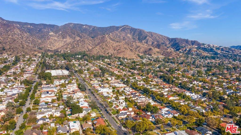 1312 Western Ave, Glendale, CA 91201