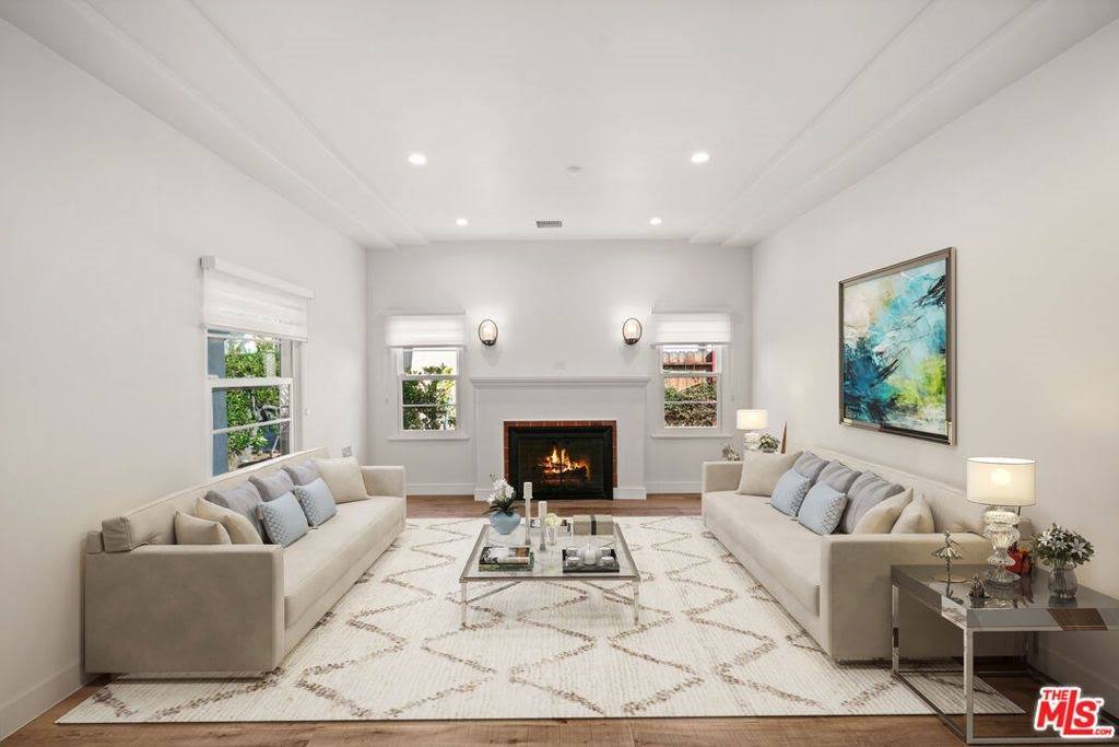 1312 Western Ave, Glendale, CA 91201