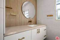 1312 Western Ave, Glendale, CA 91201