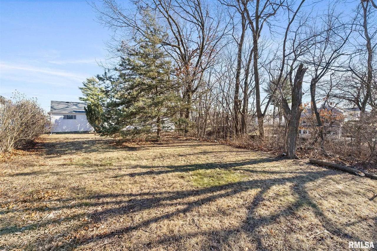 1806 32ND Street, Moline, IL 61265