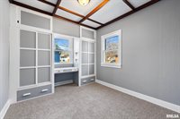 1806 32ND Street, Moline, IL 61265