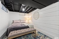 1806 32ND Street, Moline, IL 61265