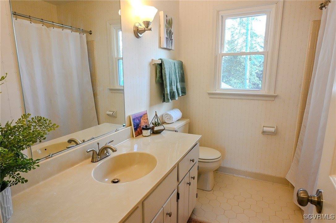 919 Coralberry Drive, Chesterfield County, VA 23236