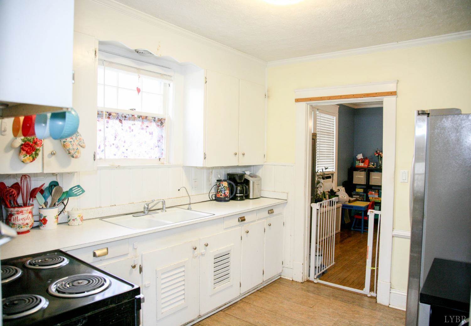 712 Mansfield Avenue, Lynchburg, VA 24501