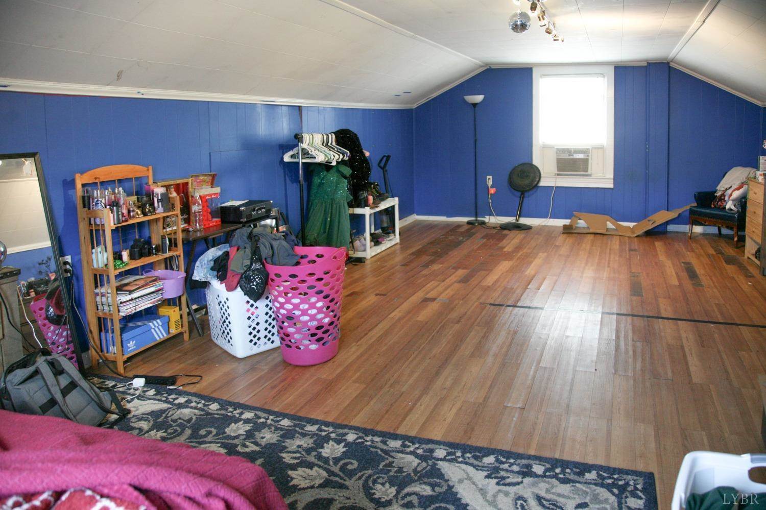 712 Mansfield Avenue, Lynchburg, VA 24501