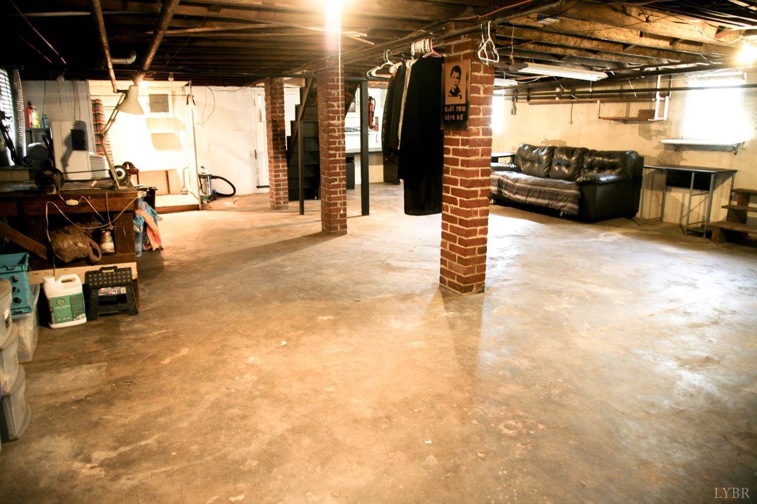 712 Mansfield Avenue, Lynchburg, VA 24501