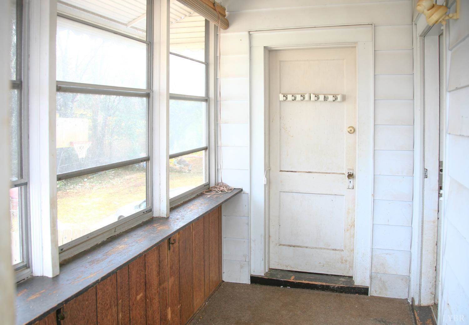 712 Mansfield Avenue, Lynchburg, VA 24501