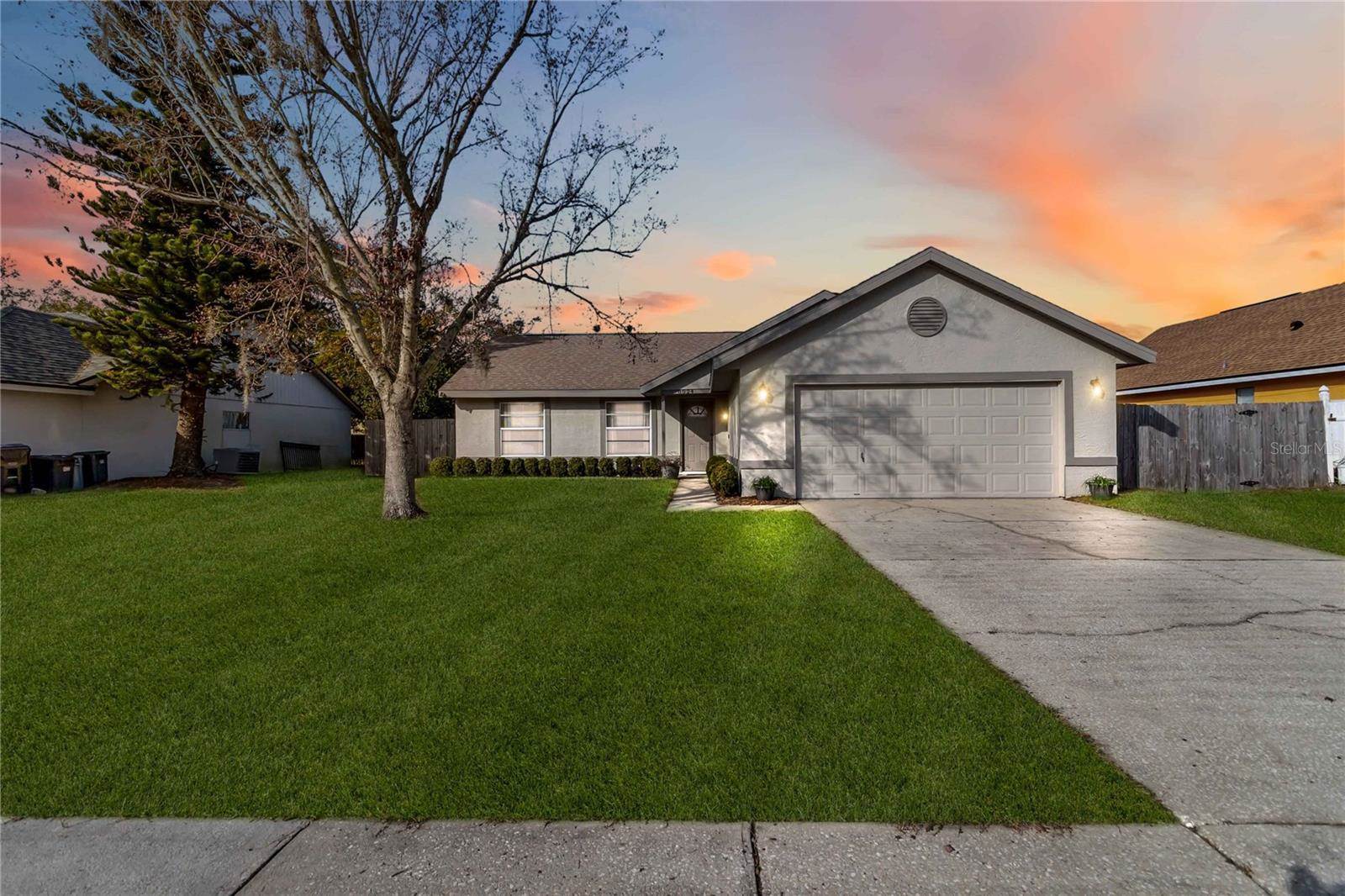 8024 Lesia Circle, Orlando, FL 32835