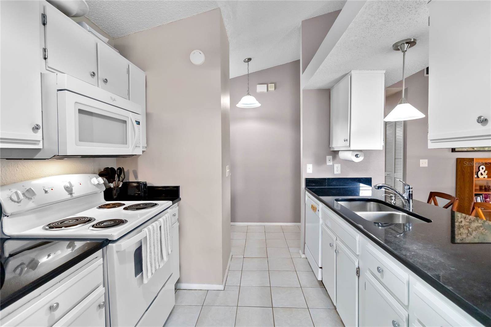 8024 Lesia Circle, Orlando, FL 32835