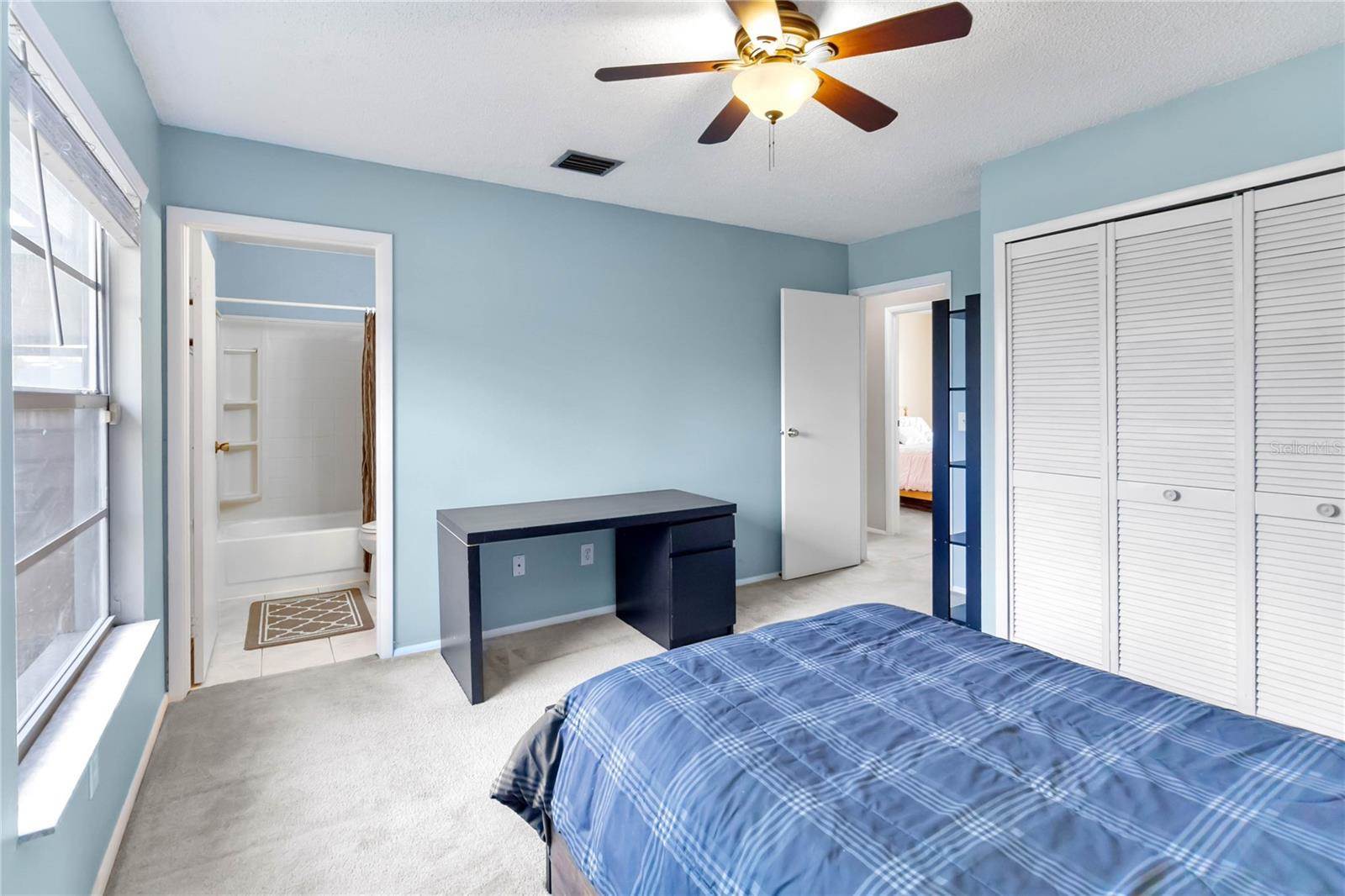 8024 Lesia Circle, Orlando, FL 32835