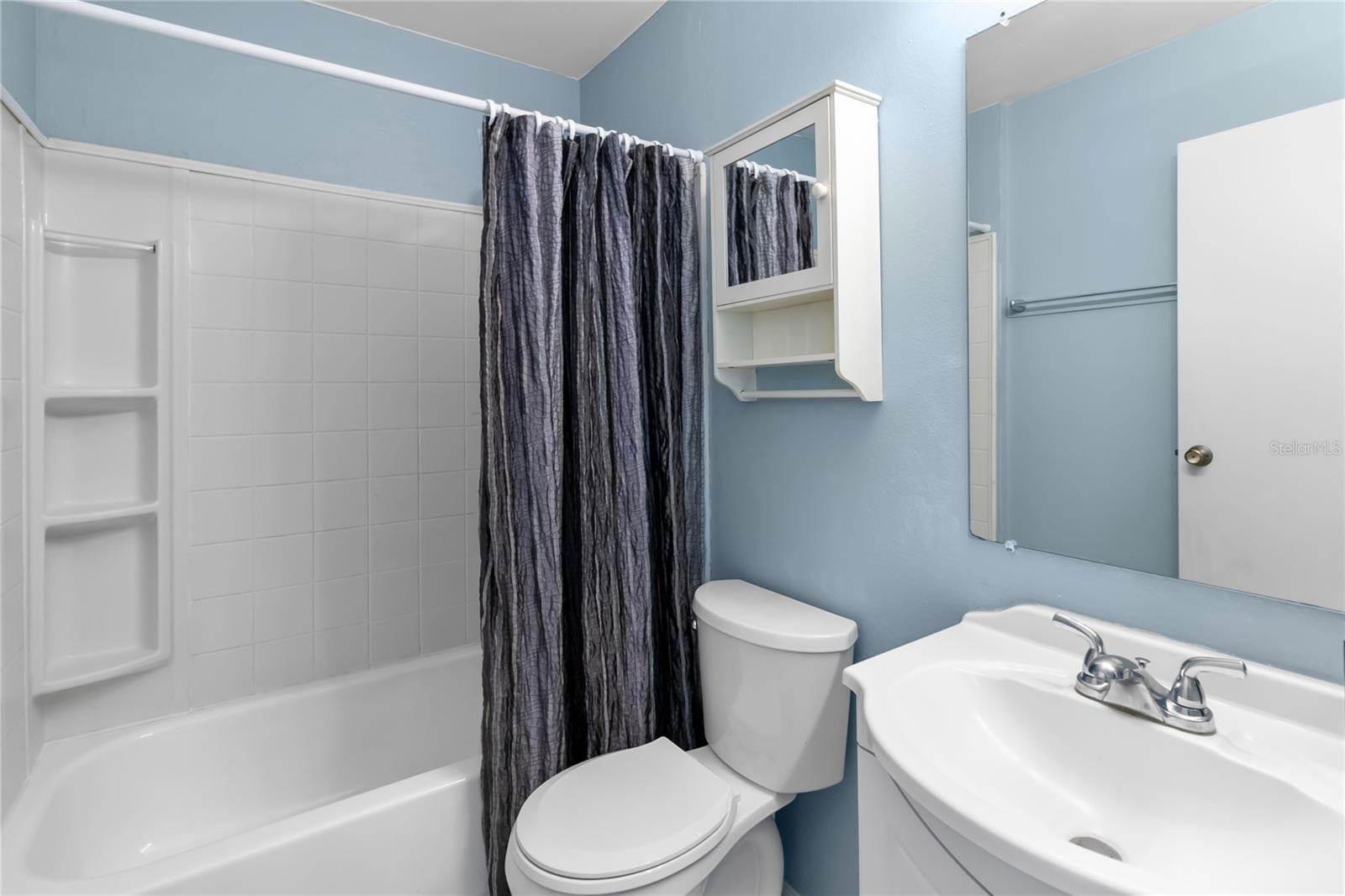 8024 Lesia Circle, Orlando, FL 32835