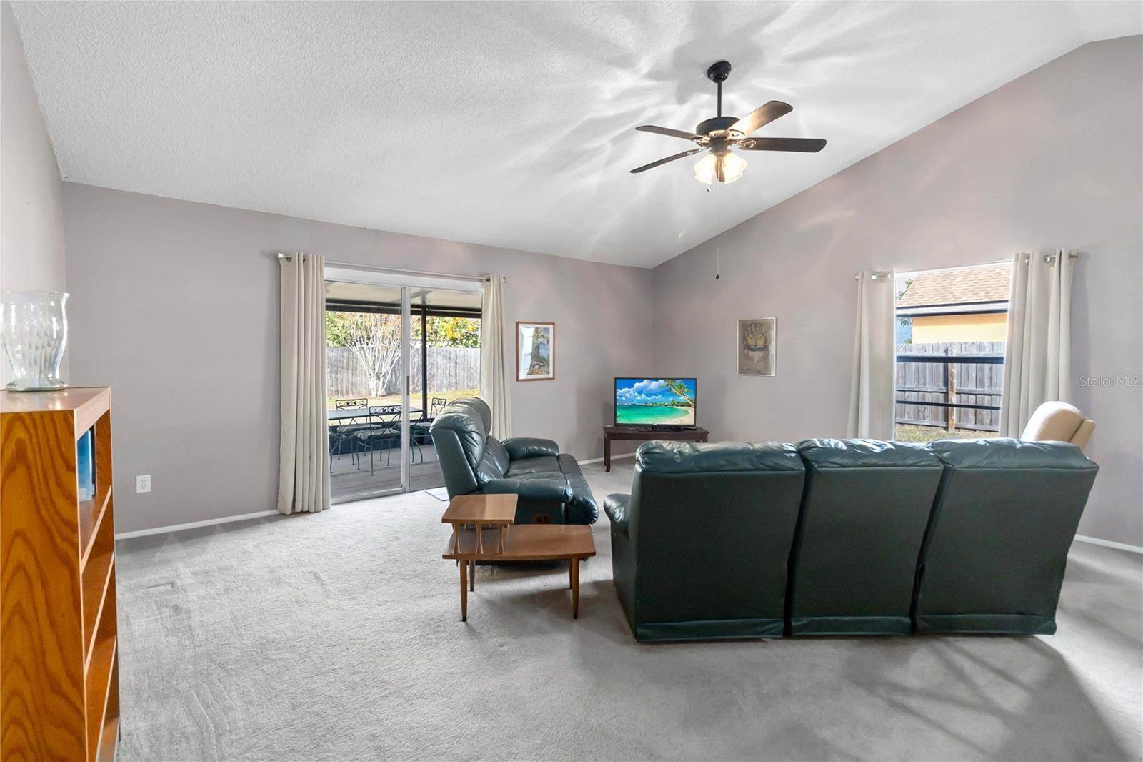 8024 Lesia Circle, Orlando, FL 32835